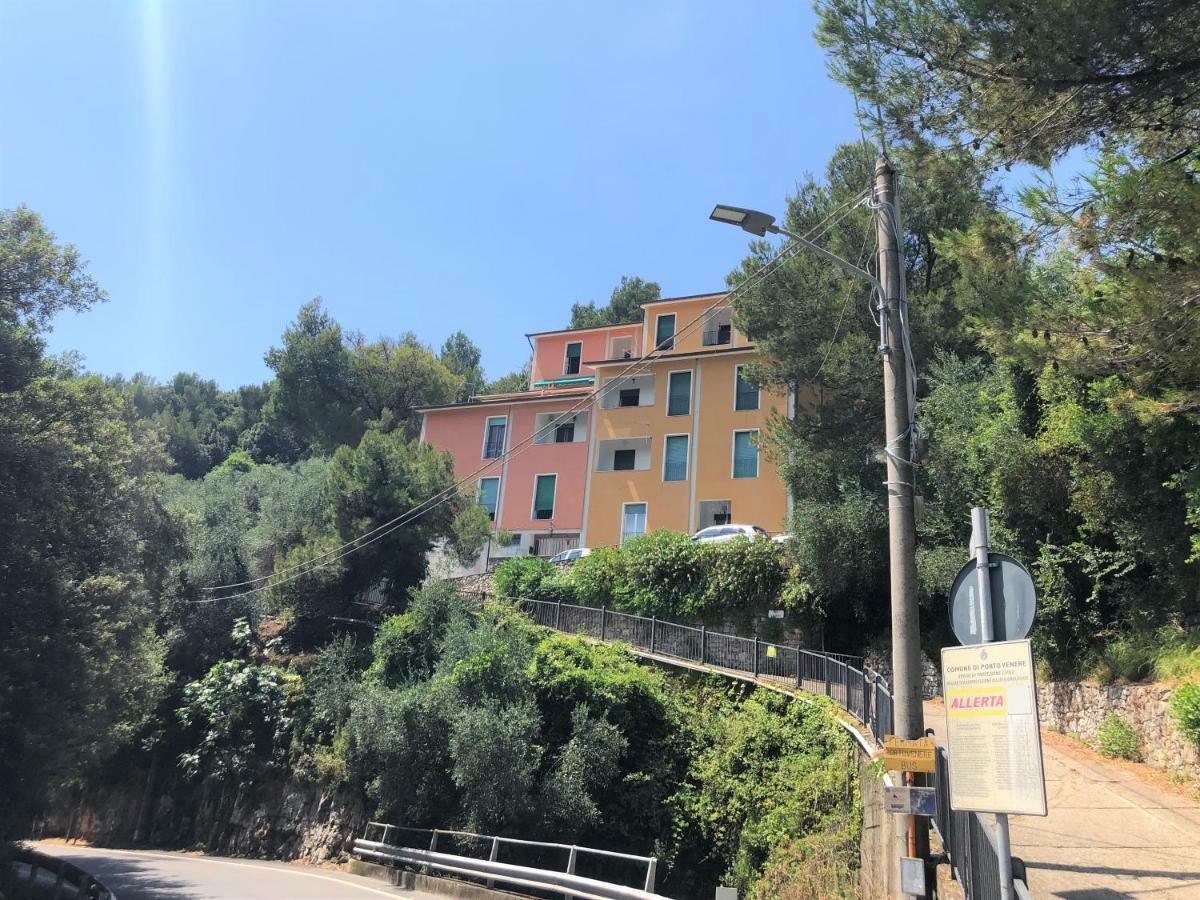 פורטו ונרה Casemaggi Beach House Terrace מראה חיצוני תמונה