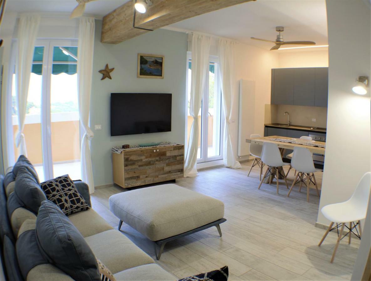 פורטו ונרה Casemaggi Beach House Terrace מראה חיצוני תמונה